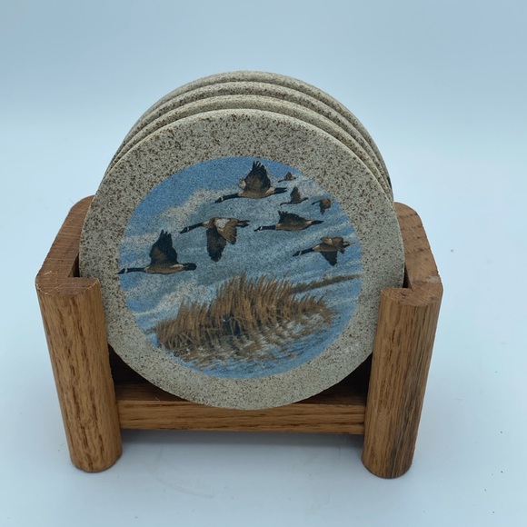 Set of 4 cork back thirstystone 4” coasters flying ducks mallards w/ wood holder - Picture 1 of 12